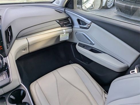 Certified 2025 Acura RDX w/ Technology Package image 20