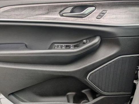 Certified 2021 Jeep Grand Cherokee L Limited image 11