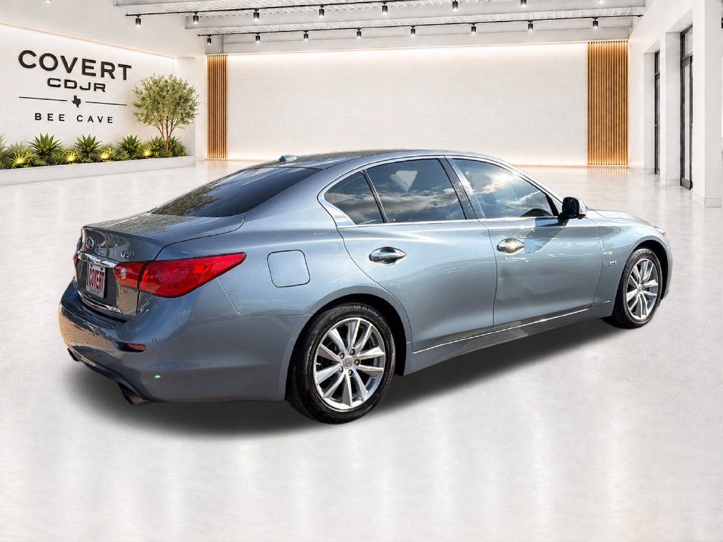 Used 2016 INFINITI Q50 3.0t Premium w/ Driver Assistance Package RWD image 9