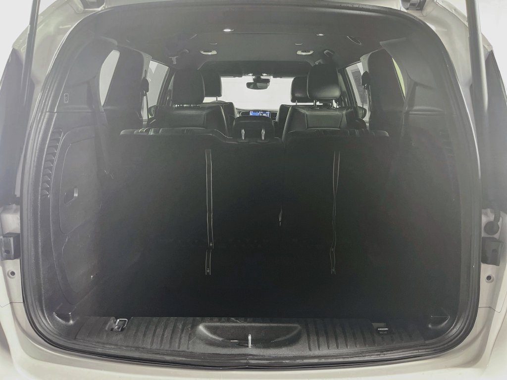 Used 2024 Chrysler Pacifica Limited FWD image 30