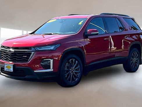 Used 2023 Chevrolet Traverse RS AWD/4WD image 3