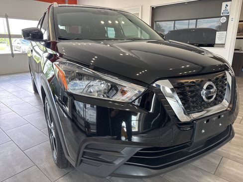 Used 2020 Nissan Kicks SV FWD image 5