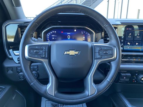 Used 2022 Chevrolet Silverado 1500 LTZ w/ LTZ Premium Package image 19