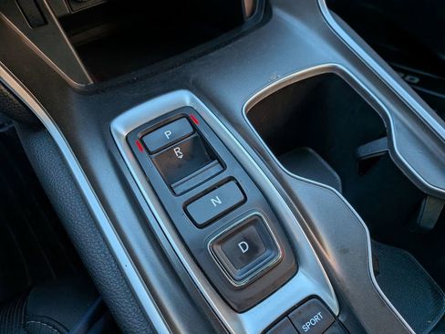 Used 2022 Honda Accord Sport image 21