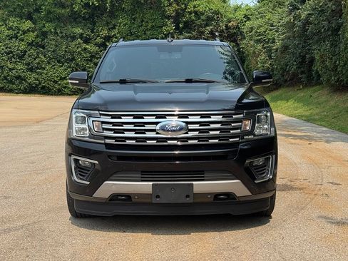 Used 2018 Ford Expedition Limited AWD/4WD image 3