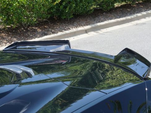 Used 2025 Chevrolet Corvette Z06 RWD image 10