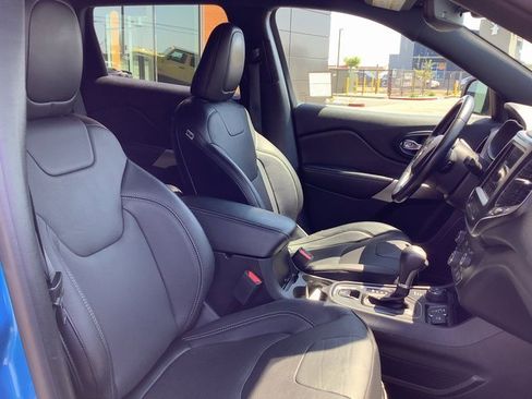 Used 2021 Jeep Cherokee Latitude Lux 80th Anniv w/ Quick Order Package 26U 80TH image 38