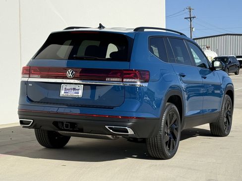 New 2026 Volkswagen Atlas SE image 4
