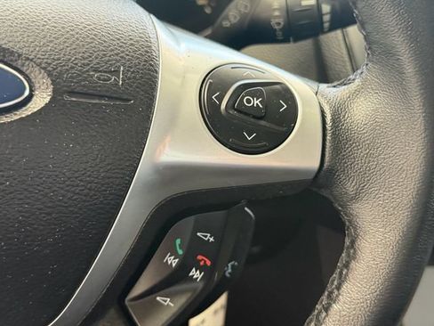 Used 2013 Ford Focus SE FWD image 19