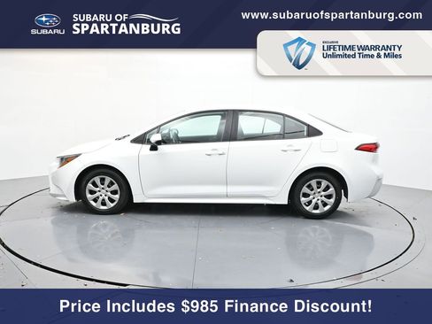 Used 2024 Toyota Corolla LE image 4