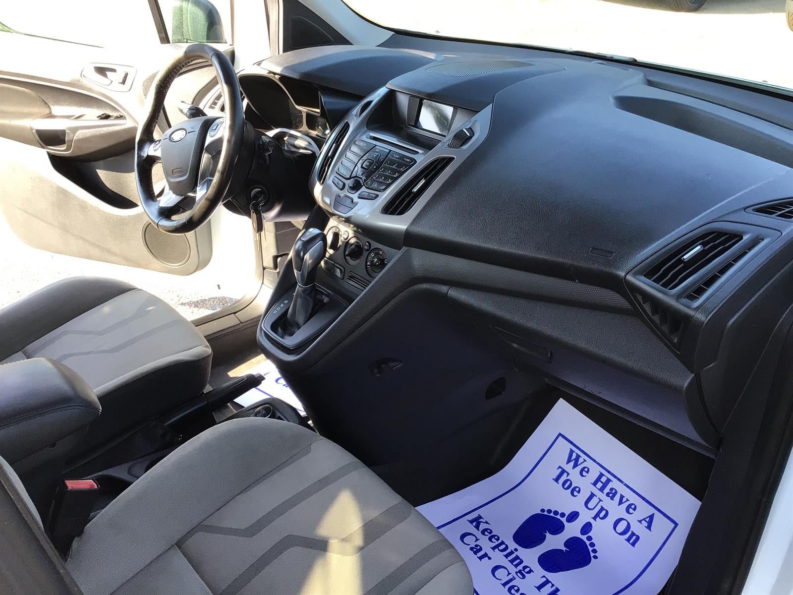 Used 2016 Ford Transit Connect XLT FWD image 2