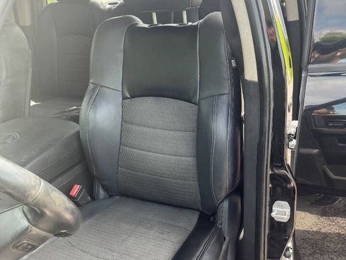 Used 2012 RAM 1500 Sport w/ Remote Start & Security Group image 15