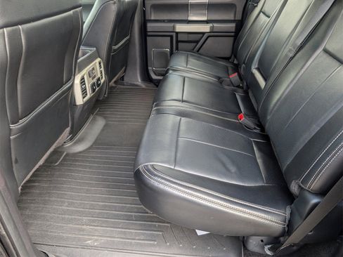 Used 2018 Ford F150 Lariat w/ Equipment Group 502A Luxury image 30