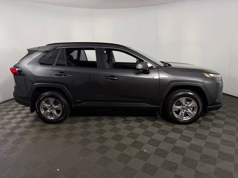 Used 2025 Toyota RAV4 XLE image 10