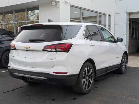 Used 2022 Chevrolet Equinox LT image 4