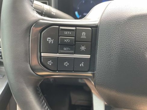 Used 2025 Ford F350 Platinum AWD/4WD image 30