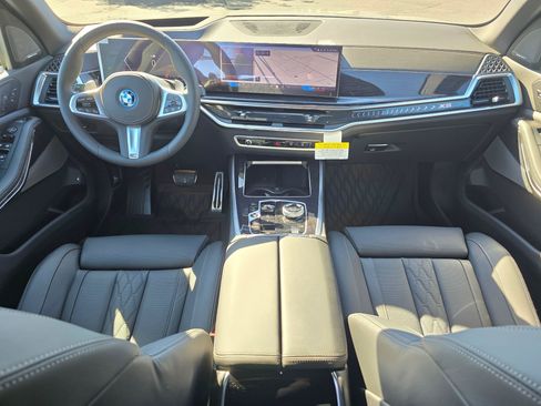 New 2026 BMW X5 xDrive50e w/ Executive Package AWD/4WD image 9