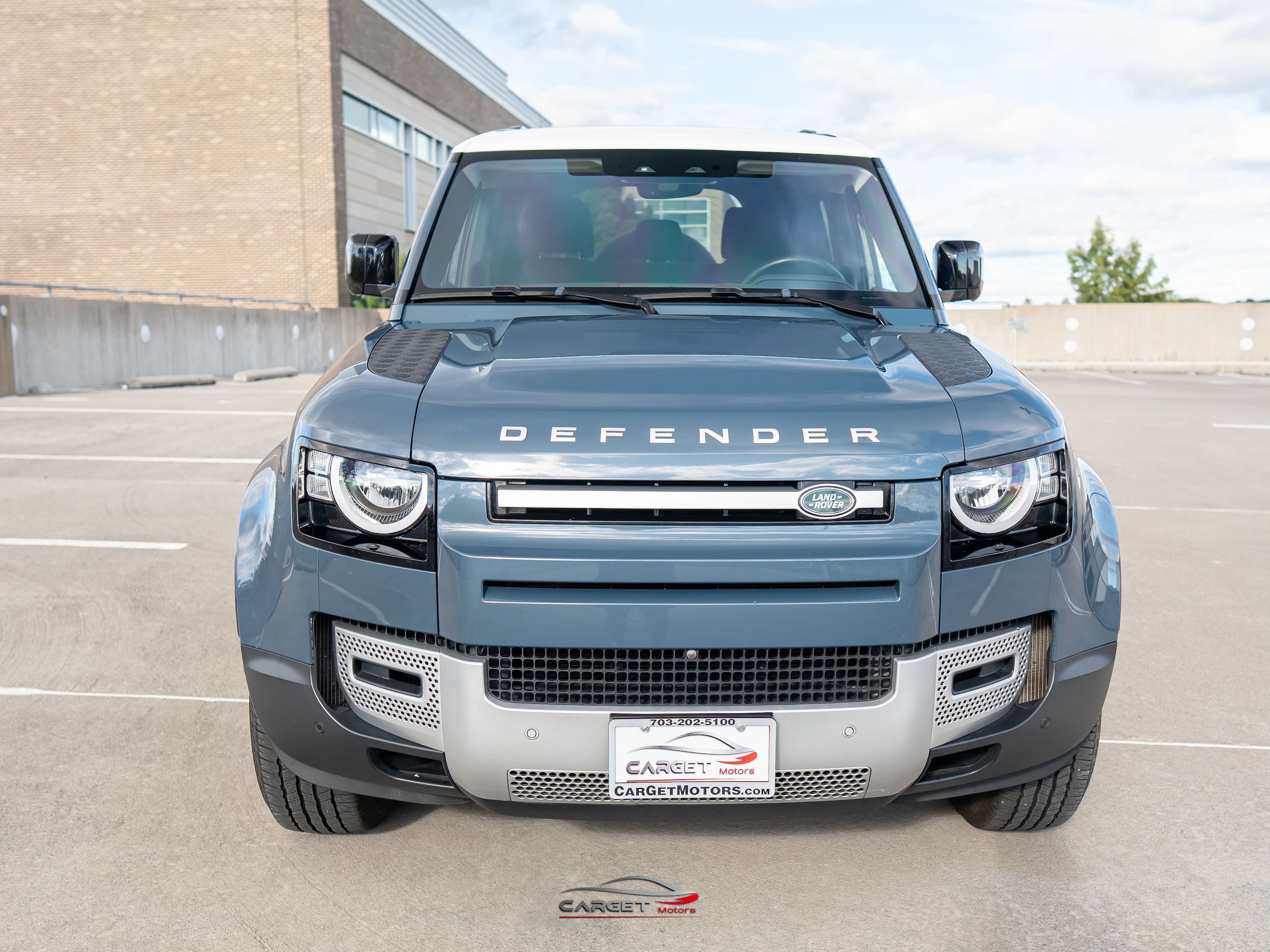 Used 2020 Land Rover Defender 110 AWD/4WD image 2