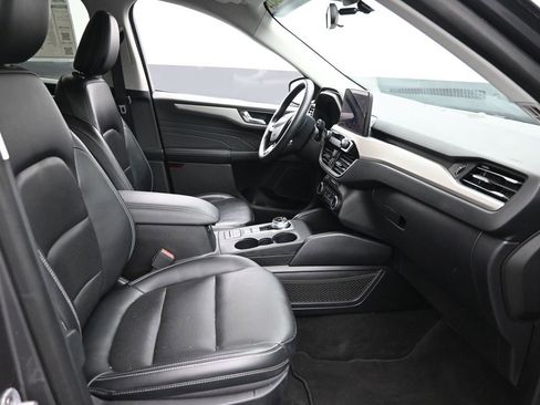 Used 2021 Ford Escape SEL w/ Technology Package image 7