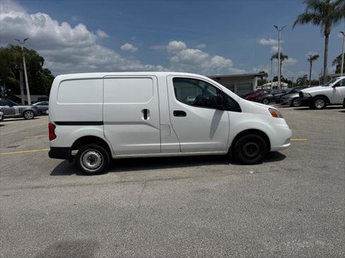 Used 2021 Nissan NV200 S FWD image 9
