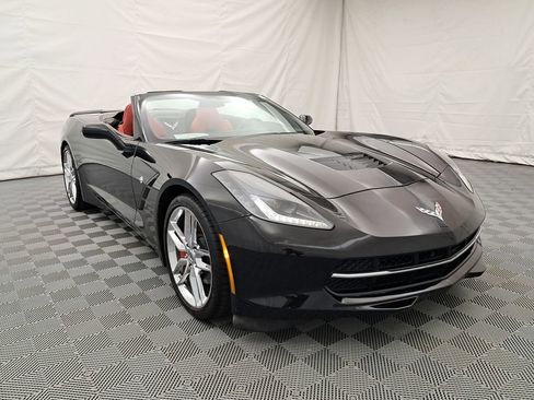 Used 2018 Chevrolet Corvette Stingray Convertible w/ 1LT image 2