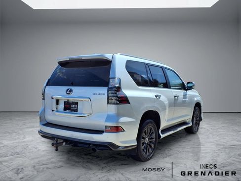 Used 2023 Lexus GX 460 Premium AWD/4WD image 7