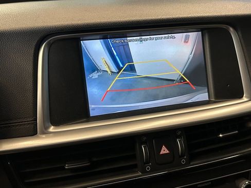 Used 2020 Kia Optima LX image 13