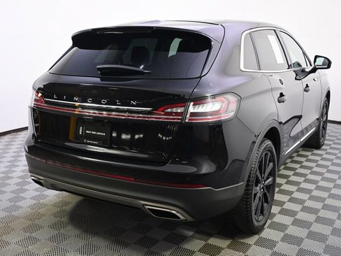 Certified 2022 Lincoln Nautilus Reserve w/ Monochromatic Package AWD/4WD image 6