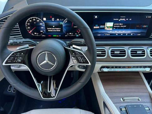 New 2026 Mercedes-Benz GLE 450e 4MATIC image 26