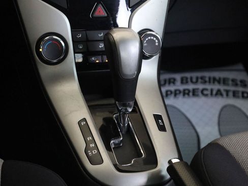 Used 2016 Chevrolet Cruze LS FWD image 33