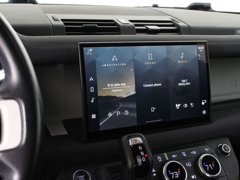 Used 2022 Land Rover Defender 110 X-Dynamic SE image 9