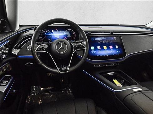 Used 2025 Mercedes-Benz E 450 4MATIC All-Terrain Wagon image 20