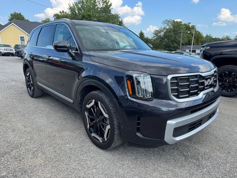 Used 2025 Kia Telluride S FWD image 8