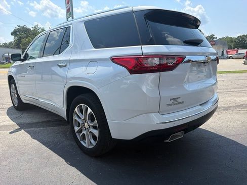 Used 2020 Chevrolet Traverse Premier FWD image 7