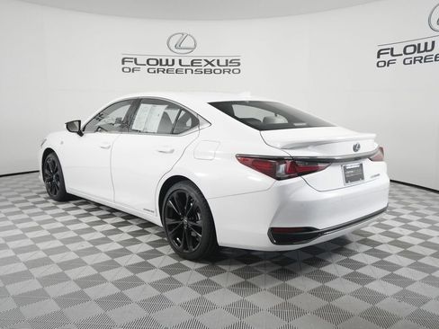 Certified 2022 Lexus ES 300h F Sport w/ Accessory Package image 5