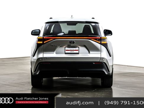 Used 2024 Toyota bZ4X FWD image 3