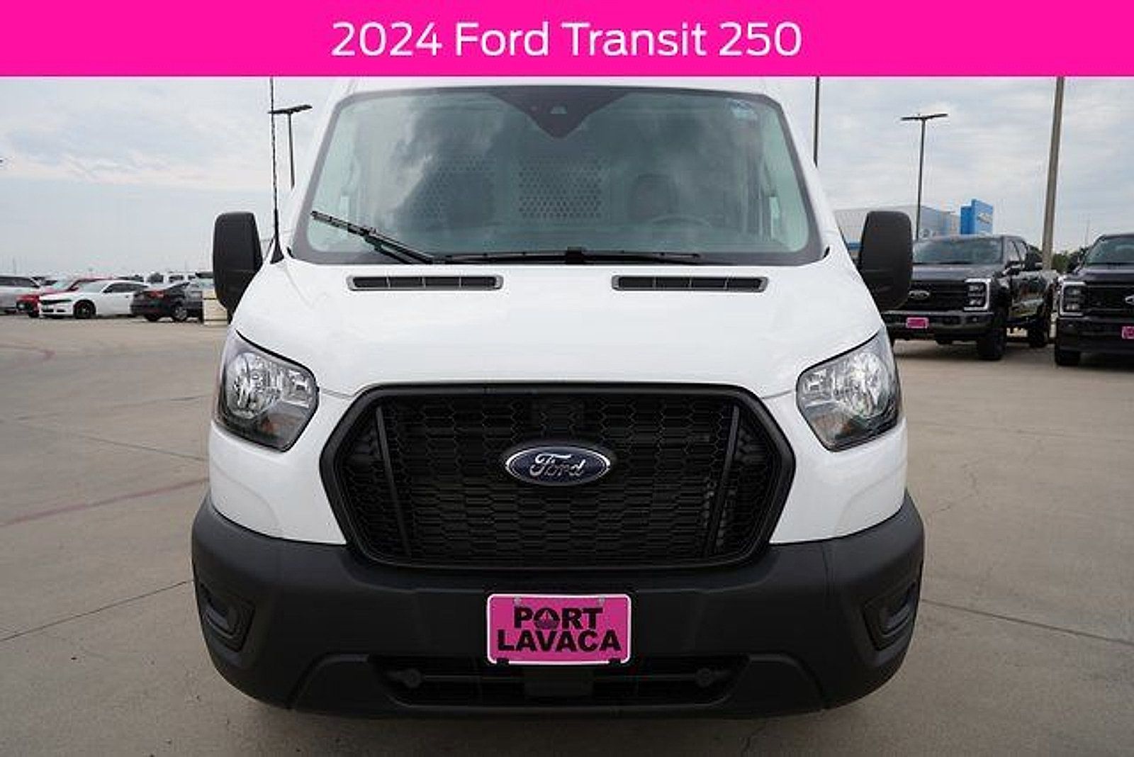 Used 2024 Ford Transit 250 148 Medium Roof RWD image 2