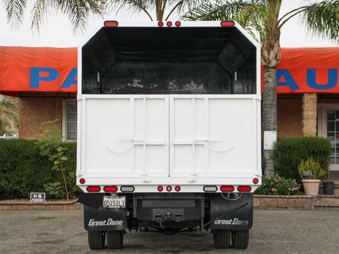 Used 2022 RAM 5500 Tradesman w/ Chrome Appearance Group image 11