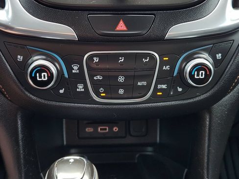Used 2020 Chevrolet Equinox Premier FWD image 20