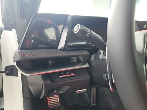 New 2026 Chevrolet Corvette Stingray Coupe w/ Z51 Performance Package image 38