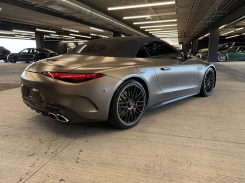 Used 2022 Mercedes-Benz SL 63 AMG 4MATIC image 4