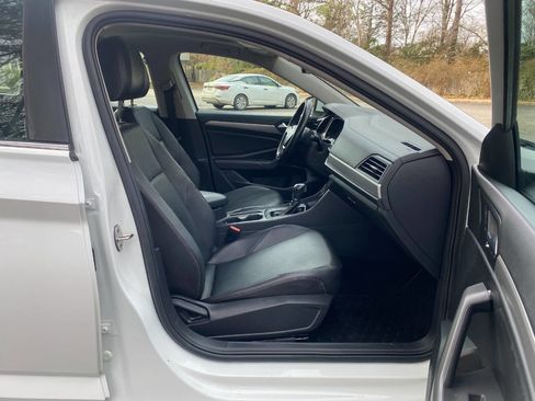 Used 2019 Volkswagen Jetta SE image 46