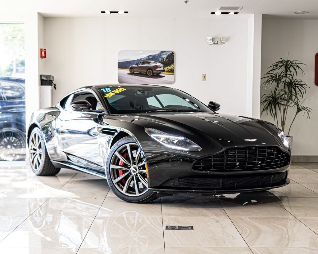 Used 2018 Aston Martin DB11 Coupe RWD image 5