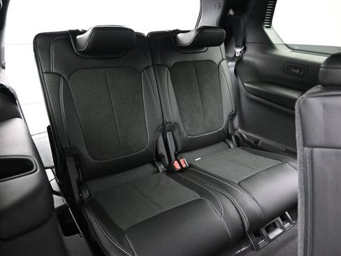 New 2026 Jeep Grand Cherokee L 4WD image 17