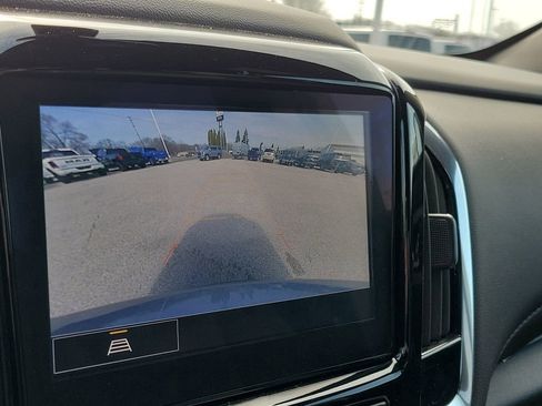 Certified 2023 Chevrolet Traverse LT image 30