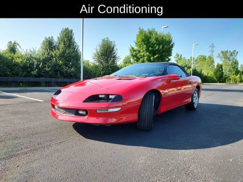 Used 1997 Chevrolet Camaro Z28 w/ Preferred Equipment Group 2 RWD image 3
