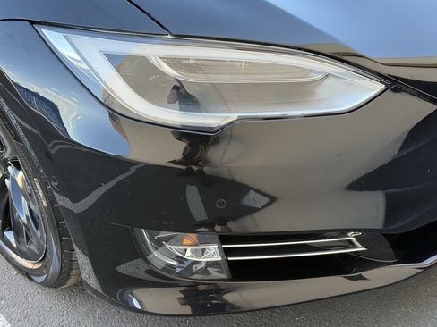 Used 2018 Tesla Model S 75D AWD/4WD image 35