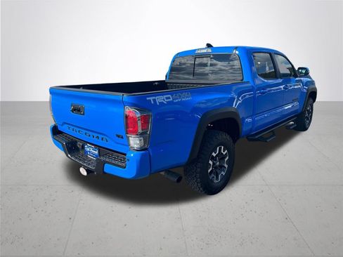 Used 2020 Toyota Tacoma TRD Off-Road w/ TRD Premium Off Road Package AWD/4WD image 7