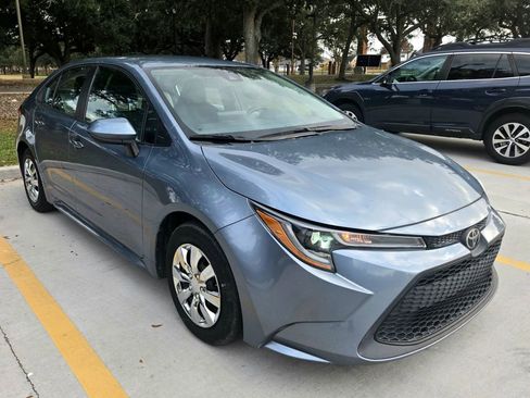 Used 2020 Toyota Corolla L image 1