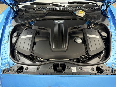 Used 2017 Bentley Continental GT V8 S image 24